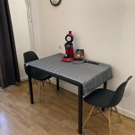 Studio Central Cosy Proche Gare Ruffec  Eksteriør bilde